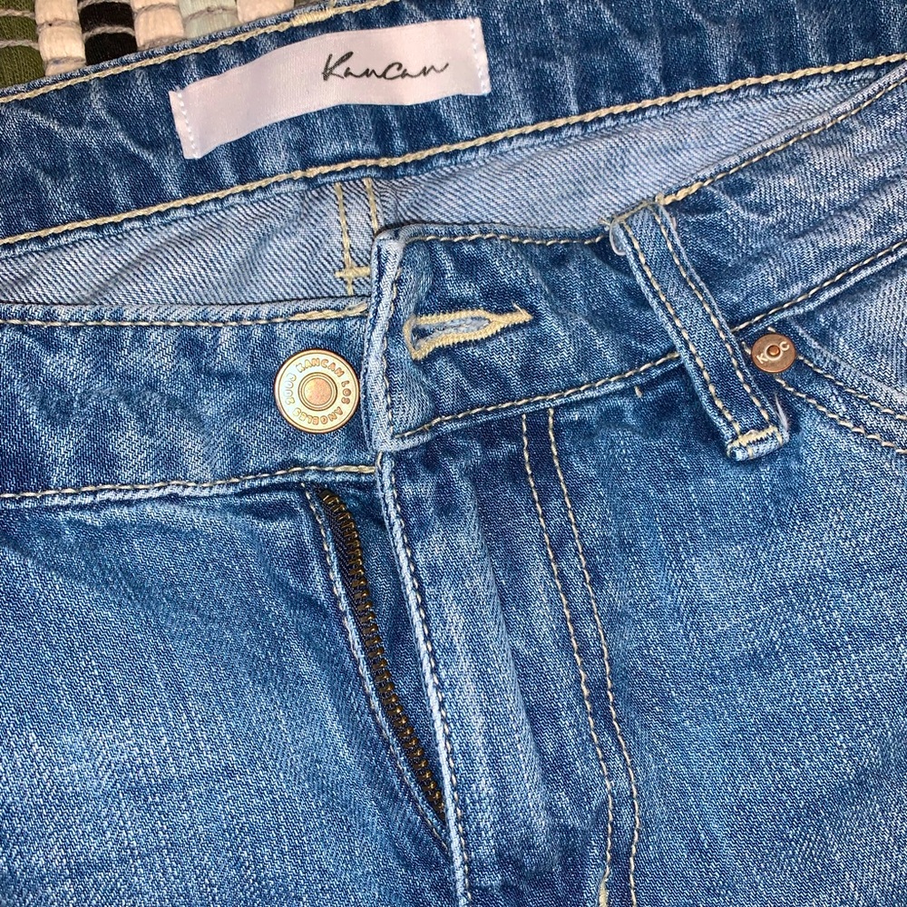 KanCan denim pants. Size: 7/27 in womens. Color: blue